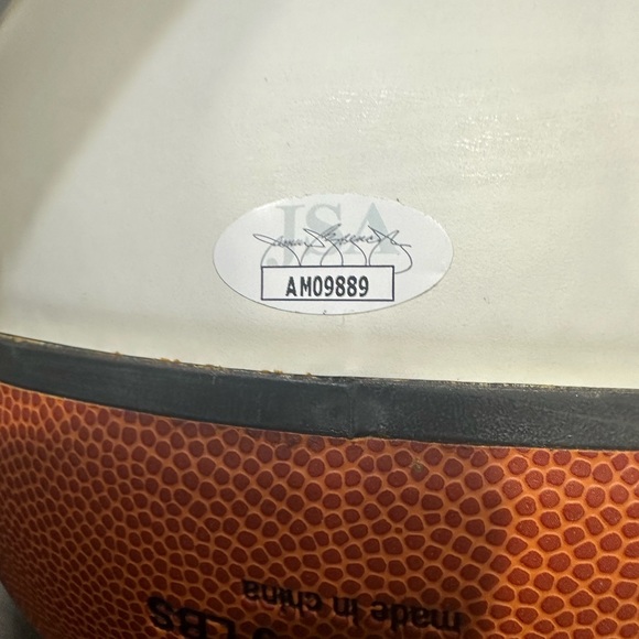 Basketball signed by Denny Crum and John Wooden (JSA Authenticated) - Picture 3 of 4